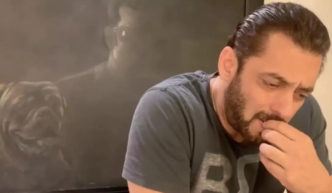 सलमान खान ने गाना 'लग जा गले' गाकर दी लता मंगेशकर को श्रद्धांजलि, शेयर किया वीडियो #लता_मंगेशकर #बॉलीवुड