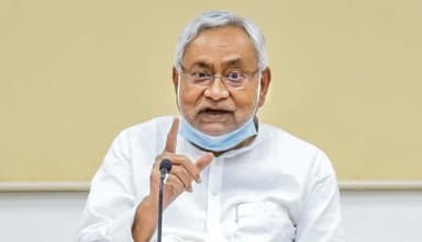 जो शराब पीएगा वो मरेगा ही, लोगों को सचेत रहना चाहिए: छपरा में ज़हरीली शराब से मौतों के बाद सीएम नीतीश #बिहार_शराबबंदी