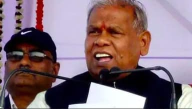 होली के बाद अगर पीना होगा तो दवा के रूप में थोड़ी पीजिएगा: लोगों से बिहार के पूर्व सीएम मांझी #जीतन_राम_मांझी #शराबबंदी