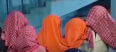 पूर्वी चंपारण में ज़हरीली शराब से हुई लोगों की मौत के केस में 2 एएलटीएफ प्रभारी व 9 चौकीदार हुए सस्पेंड #ज़हरीली_शराब