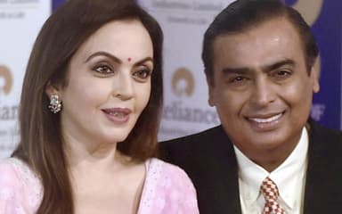 नीता अंबानी ने रिलायंस इंडस्ट्रीज़ के बोर्ड से दिया इस्तीफा; ईशा, आकाश और अनंत को किया जाएगा शामिल #रिलायंस
