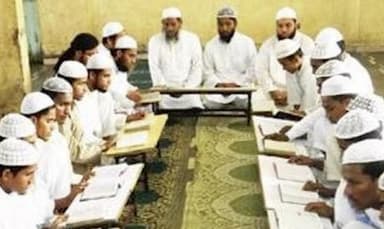 यूपी सरकार ने 16,000 मदरसों के विद्यार्थियों को आर्टिफिशियल इंटेलिजेंस की शिक्षा देने की मुहिम शुरू की #एआई #मदरसा