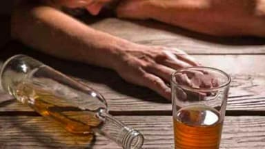 ज़हरीली शराब पीने से हरियाणा में मरने वालों की संख्या हुई 16, पुलिस ने 7 लोगों को किया गिरफ्तार #ज़हरीली_शराब