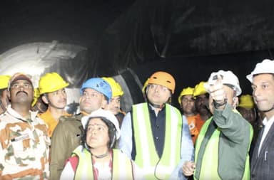 भगवान हमारी मदद करें: उत्तराखंड में धंसी निर्माणाधीन सुरंग में फंसे लोगों को लेकर सीएम धामी #सुरंग #धामी
