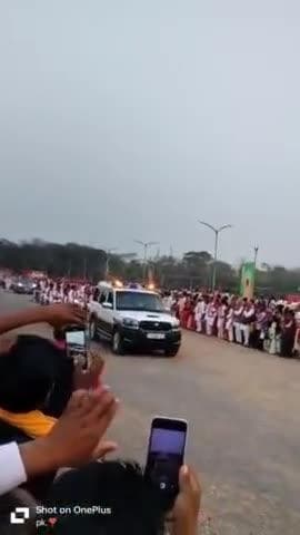 पूजनीया शक्तिमयी ममतामयी तपस्विनी अन्नपूर्णा देवी स्वरूपम माता जी के जन्मदिवस अवसर पर पावन चरणों में कोटि- कोटि प्रणाम, नमन, वन्दन...!*
🙏🙏🙇♀️🙇♀️ #reels #bmks #bhagvatimanavkalyansanghthan #trend #virals #trending #viral #todaytrending