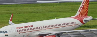 व्हीलचेयर न मिलने के बाद 80 वर्षीय यात्री की मौत होने को लेकर एअर इंडिया पर लगा ₹30 लाख का जुर्माना #एअर_इंडिया