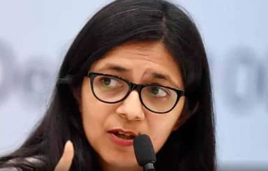 नशे में धुत लोगों को विमान में सवार होने से रोका जाए: स्वाति मालीवाल #महिला_सुरक्षा