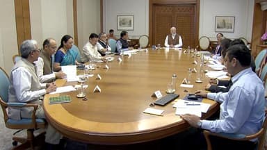 कोविड-19 संक्रमण के बढ़ते मामलों के बीच हुई उच्चस्तरीय बैठक में पीएम ने अधिकारियों को क्या-क्या निर्देश दिए? #कोरोना