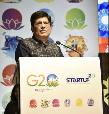 सरकार का काम स्टार्टअप को सुविधा प्रदान करना है, नियामक बनना नहीं: वाणिज्य एवं उद्योग मंत्री पीयूष गोयल #स्टार्टअप