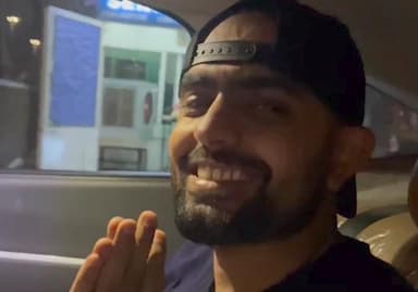 हज से लौटने के बाद बाबर आज़म का दिखा नया लुक, वायरल हुई तस्वीर #बाबर_आज़म