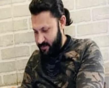 गैंगस्टर अतीक अहमद के भाई अशरफ का साला व ₹1 लाख का इनामी बदमाश सद्दाम हुआ गिरफ्तार #अतीक_अहमद