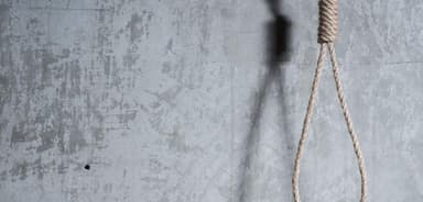 महोबा में स्कूल बैग में गुटखा मिलने के बाद टीचर ने छात्रा के पिता से की शिकायत, किशोरी ने की आत्महत्या #छात्र #खुदकुशी