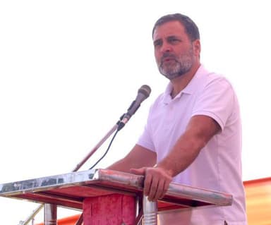 यह सोची समझी साज़िश थी, जेब काटने का हथियार था: नोटबंदी के 7 साल पूरे होने पर राहुल गांधी #नोटबंदी #राजनीति