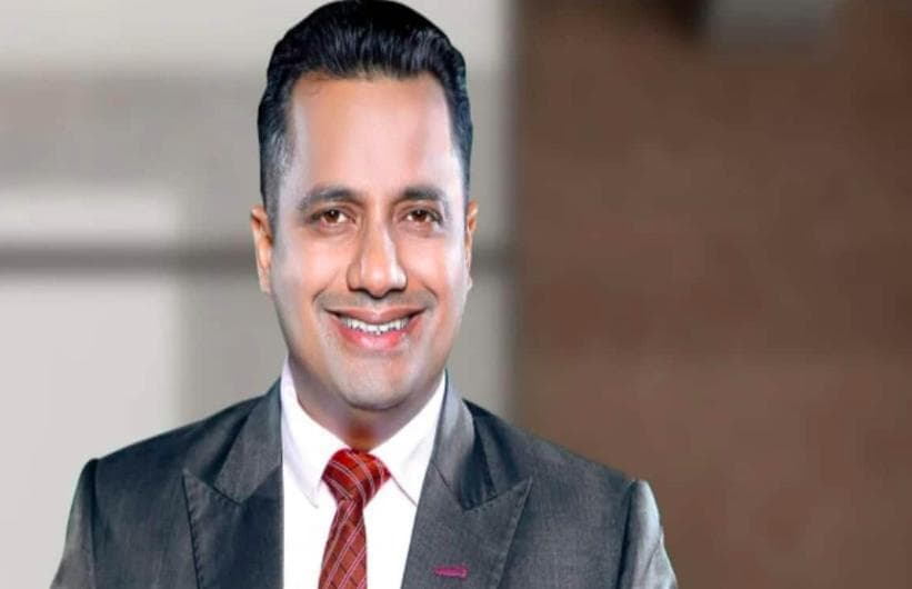 मोटिवेशनल स्पीकर विवेक बिंद्रा के खिलाफ शादी के 8 दिन बाद पत्नी से मारपीट करने का दर्ज हुआ केस #घरेलू_हिंसा