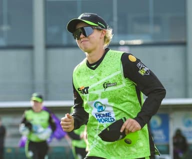 डब्ल्यूपीएल 2024 की नीलामी में सबसे पहले बिकीं 20 वर्षीय फीबी लिचफील्ड, गुजरात जायंट्स ने ₹1 करोड़ में खरीदा #डब्ल्यूपीएल