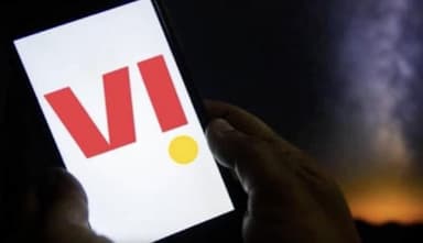 मस्क की स्टारलिंक के निवेश की खबरों के बीच वोडाफोन आइडिया के शेयरों में देखी गई 30% की बढ़ोतरी #मस्क #बिज़नेस