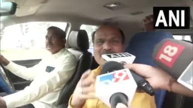 #कोलकाता
#पश्चिमबंगाल कांग्रेस अध्यक्ष अधीर रंजन चौधरी ने कहा, कि हम जाने(संदेशखाली) की कोशिश करेंगे। यह हमारा अधिकार ह