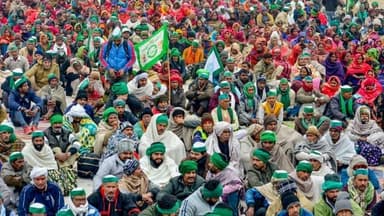 दिल्ली के रामलीला मैदान में 5,000 किसान आज करेंगे 'महापंचायत' #किसान_महापंचायत #रामलीला_मैदान