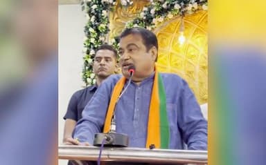 चुनावी बॉन्ड योजना के पीछे अच्छी मंशा थी, कोई भी पार्टी धन के बिना नहीं चल सकती: नितिन गडकरी #चुनावी_बॉन्ड #राजनीति