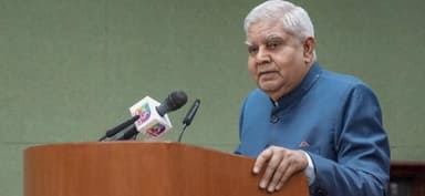 मीडिया को नहीं बनना चाहिए सत्ता का दलाल: उप-राष्ट्रपति जगदीप धनखड़ #मीडिया #जगदीप_धनखड़