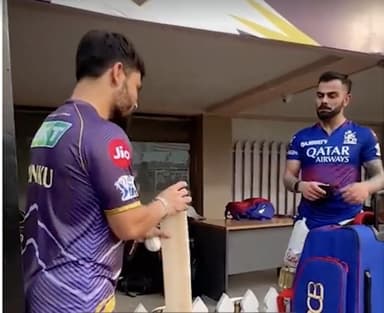 कोहली से मिला बैट तोड़ने के बाद उनसे दूसरा बैट मांगते दिखे रिंकू, वीडियो हुआ वायरल #कोहली #रिंकू #आईपीएल