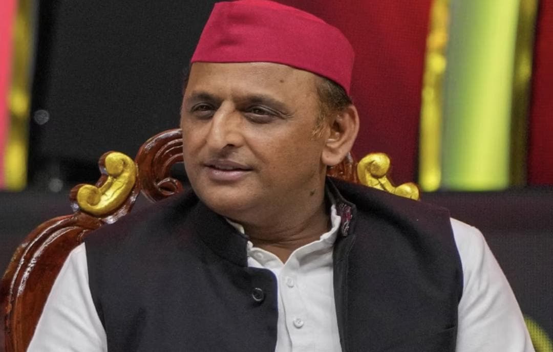 कोविशील्ड के साइड इफेक्ट से मौत का शक व डर सही साबित हुआ, न्यायिक जांच हो: अखिलेश यादव #वैक्सीन #राजनीति