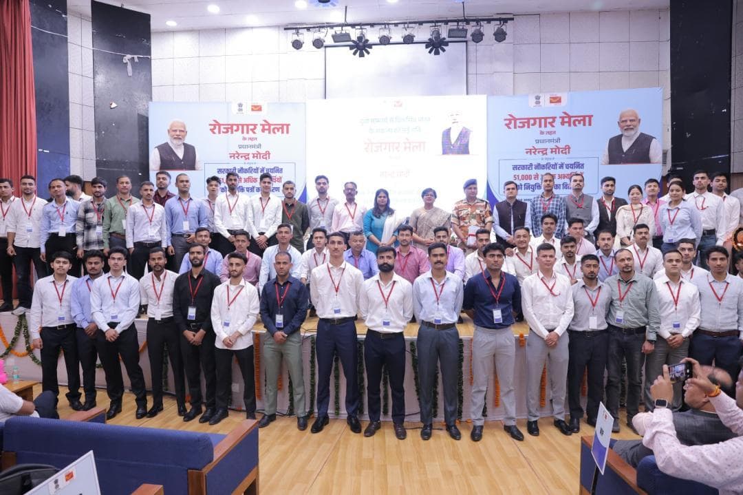 दिनांक 24.10.25 को देहरादून में भारतीय डाक विभाग द्वारा आयोजित 17वें रोजगार मेले की झलक