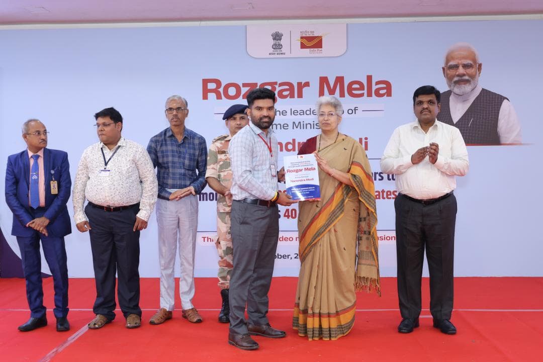 Candidates for various Central Government jobs received their appointment letters at the Rozgar Mela held at Madurai