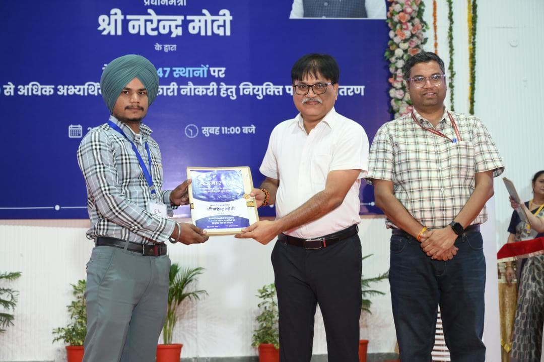 The 19th Rozgar Mela was successfully organized today at Patiala Locomotive Works, Patiala
#RozgarMela
@mygovindia