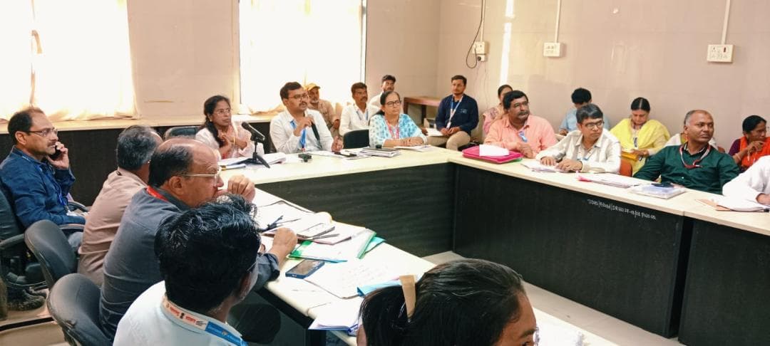 माझं गाव, आरोग्य संपन्न गाव सह विविध राष्ट्रीय आरोग्य कार्यक्रमांचा मासिक आढावा..