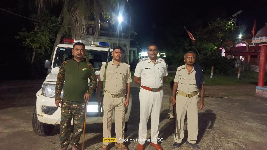 दिनांक 01.09.2026 को रात्रि गश्ती के दौरान मधुबनी पुलिस द्वारा संदिग्ध स्थलों पर विशेष निगरानी की गई।