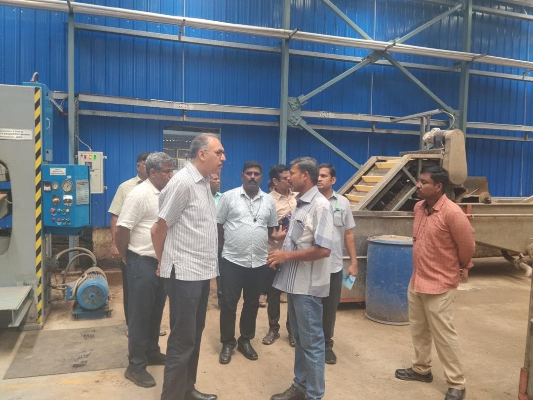 Dr. Abhilaksh Likhi, Secretary, Department of Fisheries, Government of India, visited AquAgri Processing Private Limited