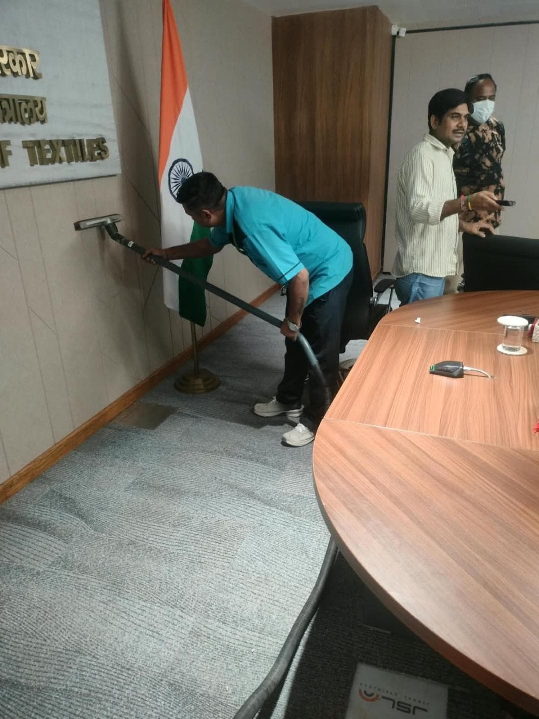 As part of #SpecialCampaign6.0, the Ministry of Textiles, undertook a deep cleaning exercise at GPOA-3.